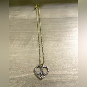 Peace sign necklace!